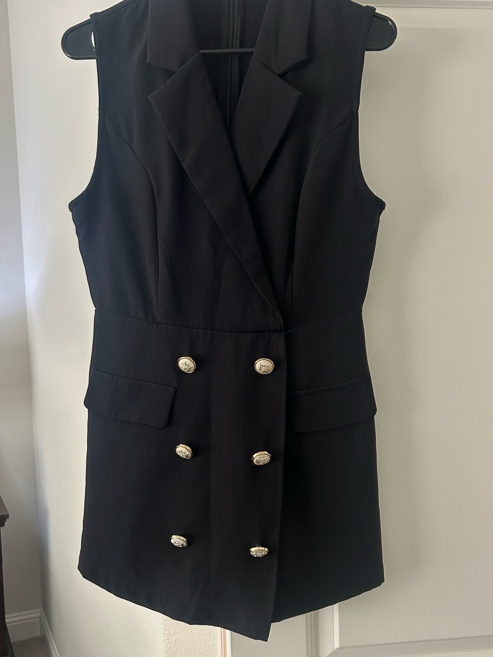 Sleeveless Double-Breasted Black Blazer Dress